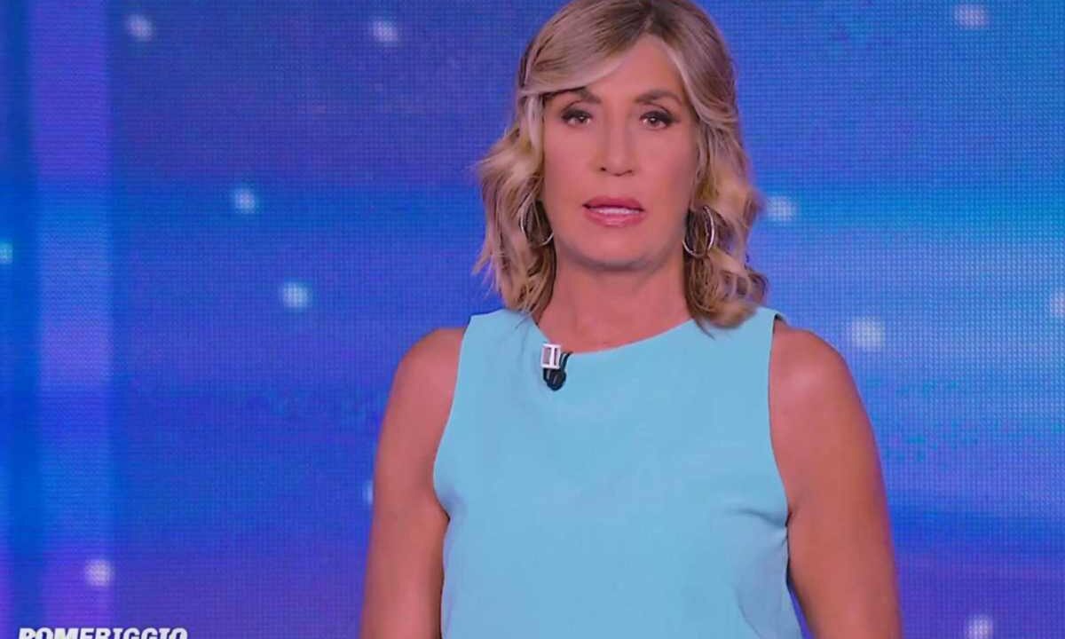 pomeriggio cinque chi arriva al posto di myrta merlino